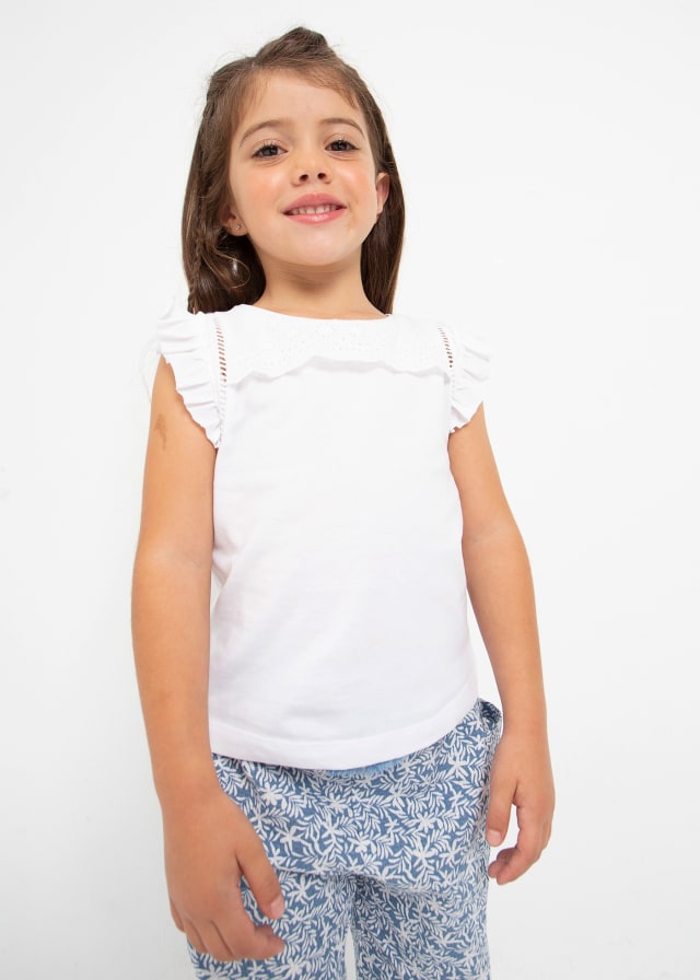 Camiseta sin mangas de algodón sostenible para niña blanca de Mayoral